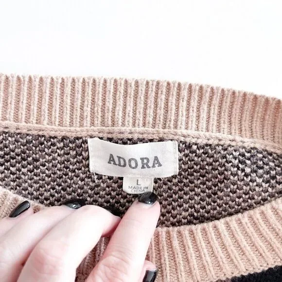 Adora // leopard sweater // Size large // EUC - Picture 4 of 11